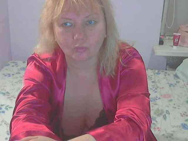 LucyAlexis webcam