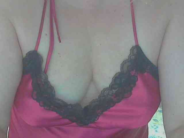 LucyAlexis webcam