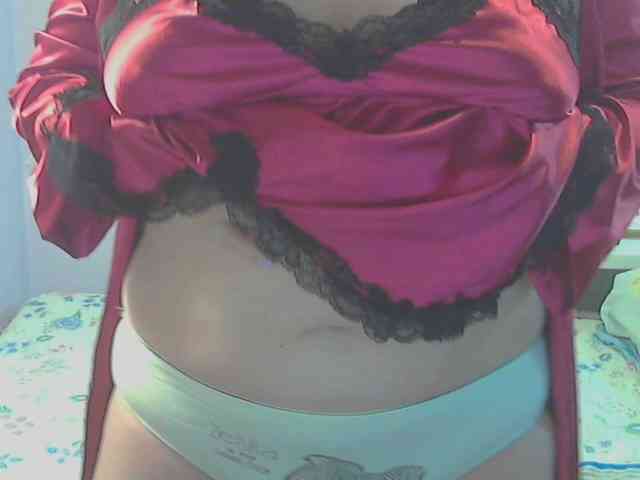 LucyAlexis webcam
