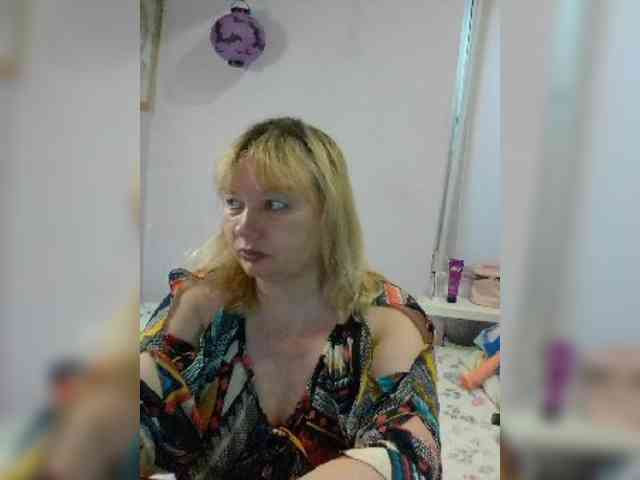 LucyAlexis webcam