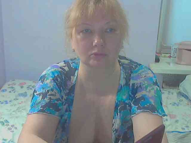 LucyAlexis webcam