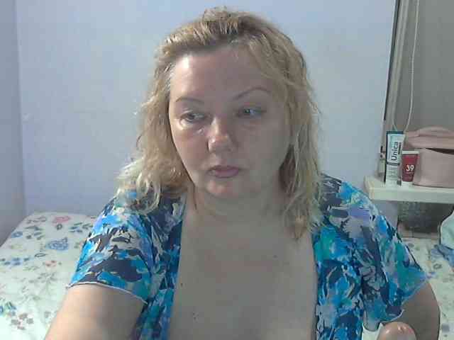 LucyAlexis webcam