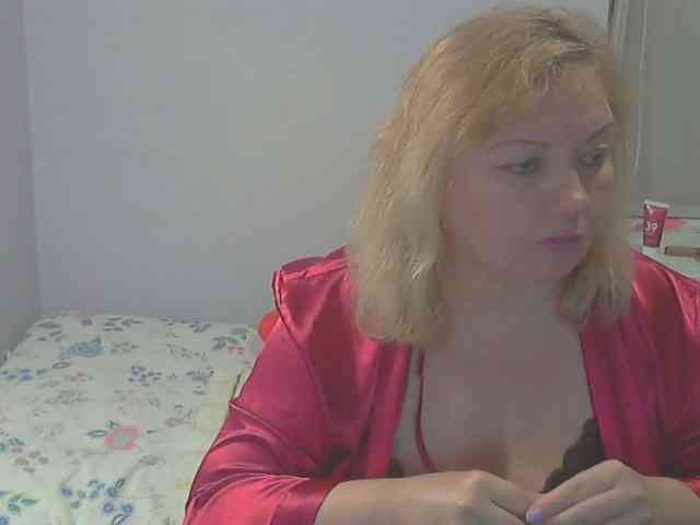 LucyAlexis webcam