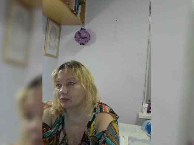 LucyAlexis webcam