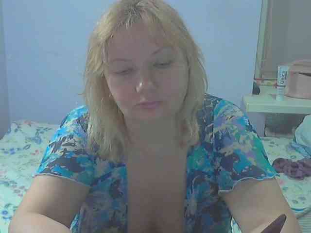 LucyAlexis webcam