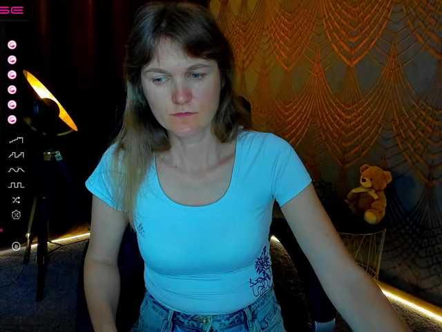 Annabel-xxx — live female cam