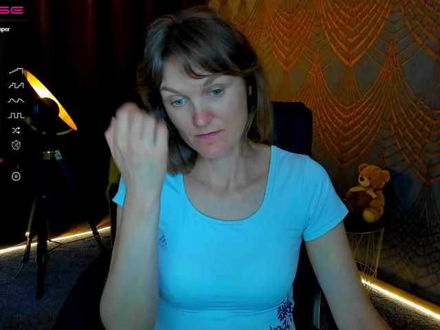Annabel-xxx — live female cam