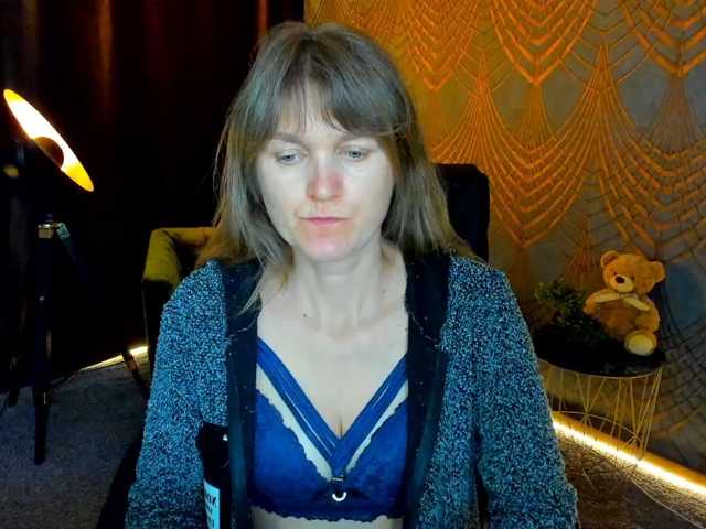 Annabel-xxx live cam on BongaCams