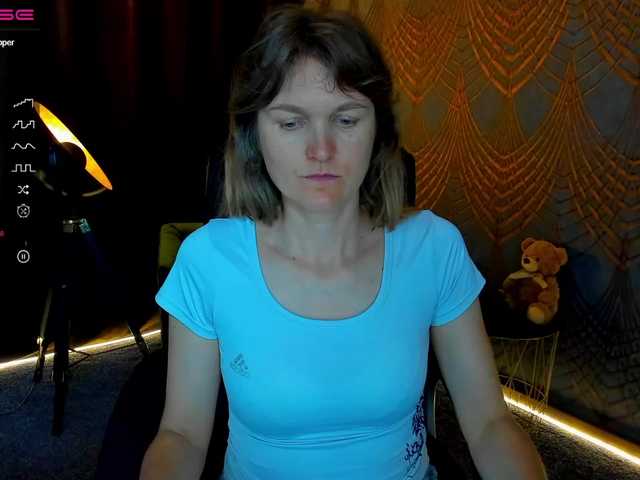 Annabel-xxx — live female cam