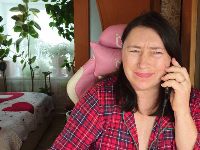 Lola18111 live cam on BongaCams