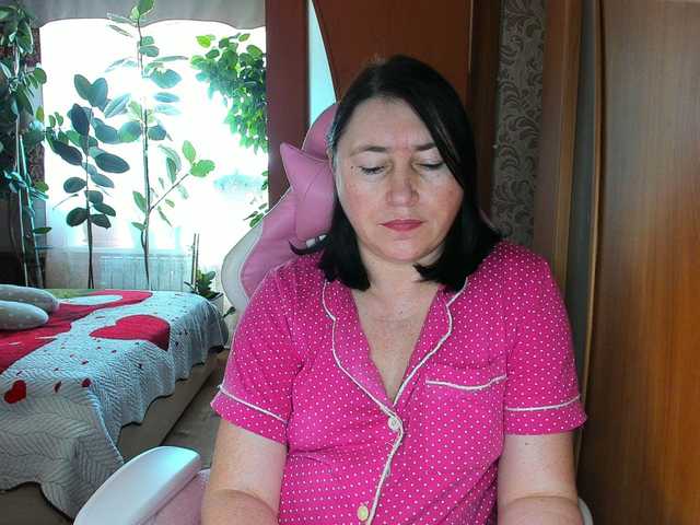 Lola18111 live cam on BongaCams