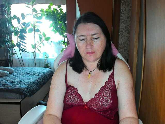 Lola18111 live cam on BongaCams