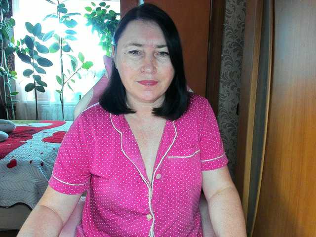 Lola18111 live cam on BongaCams