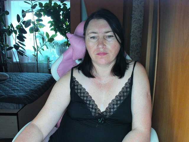 lola18111 cam belle
