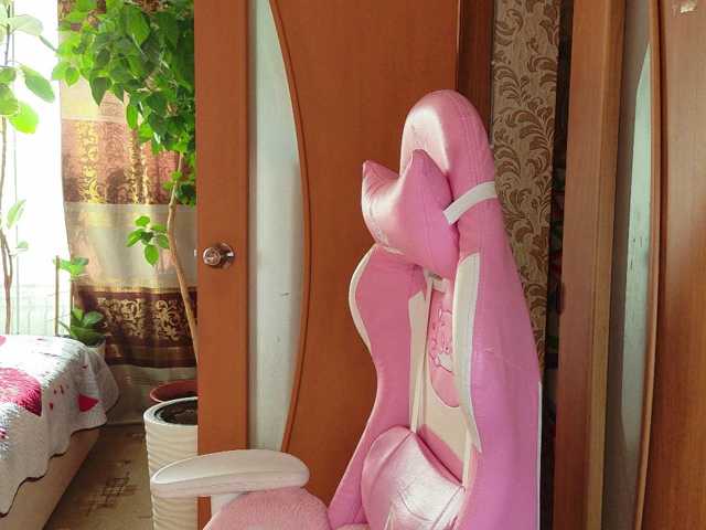 Lola18111