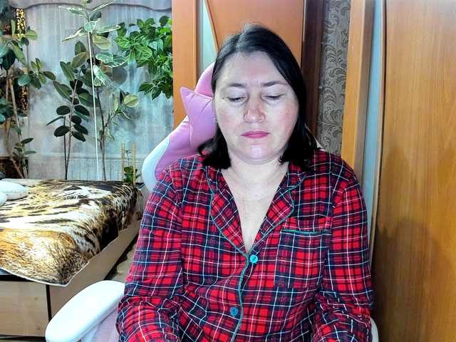 Lola18111's BongaCams show and profile