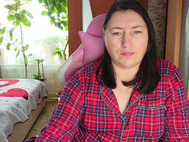 Lola18111 live cam on BongaCams