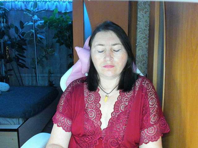 Lola18111 live cam on BongaCams