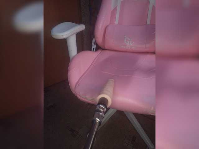 Lola18111