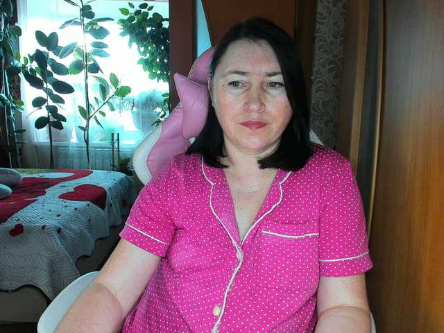 Lola18111 live cam on BongaCams