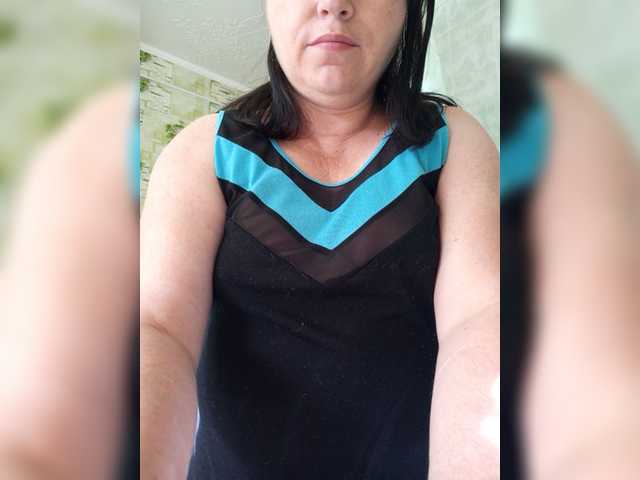 Lola18111 live cam on BongaCams