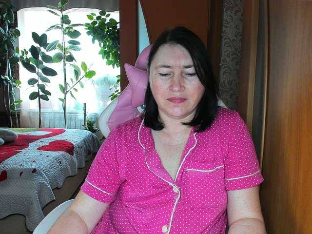 Lola18111 live cam on BongaCams