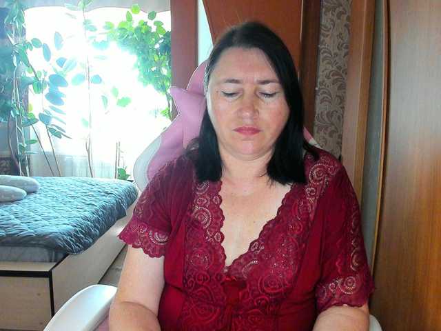 Lola18111 live cam on BongaCams