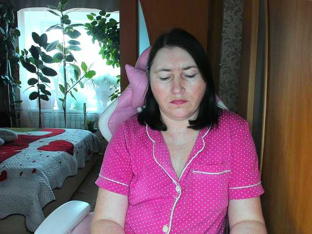 Lola18111 live cam on BongaCams