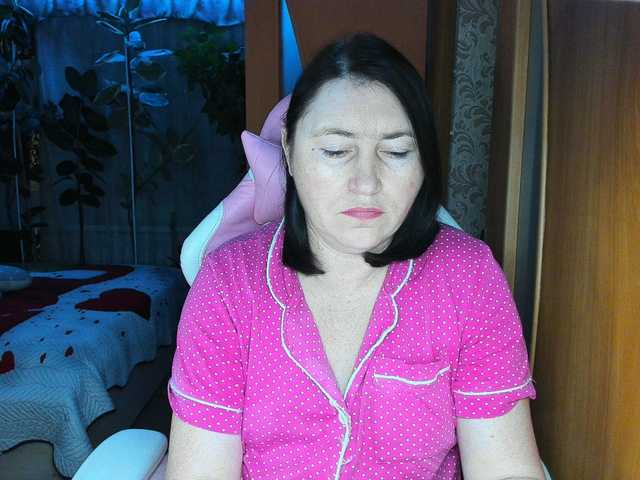 Lola18111 live cam on BongaCams