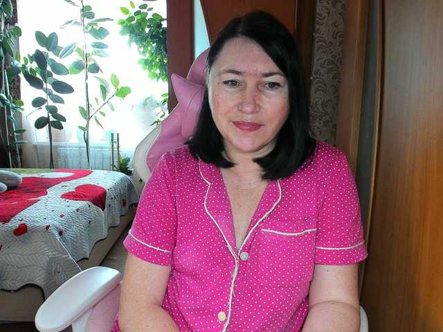Lola18111 live cam on BongaCams