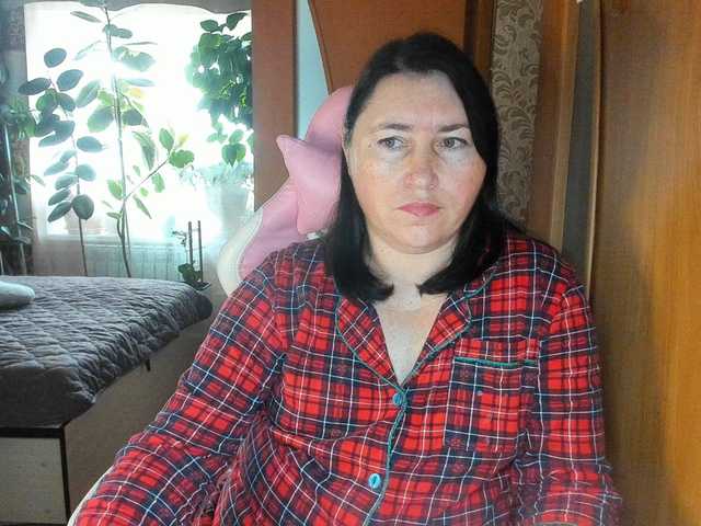 Lola18111 live cam on BongaCams