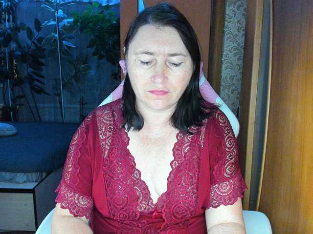 Lola18111 live cam on BongaCams