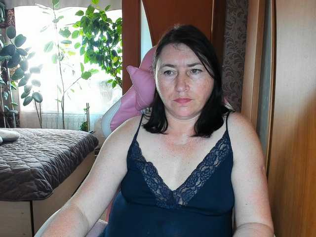 Lola18111 live cam on BongaCams