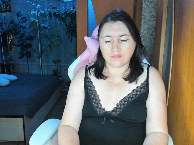 Lola18111 live cam