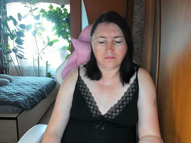 Lola18111 live webcam show