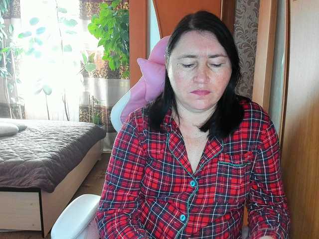 Lola18111 live cam on BongaCams