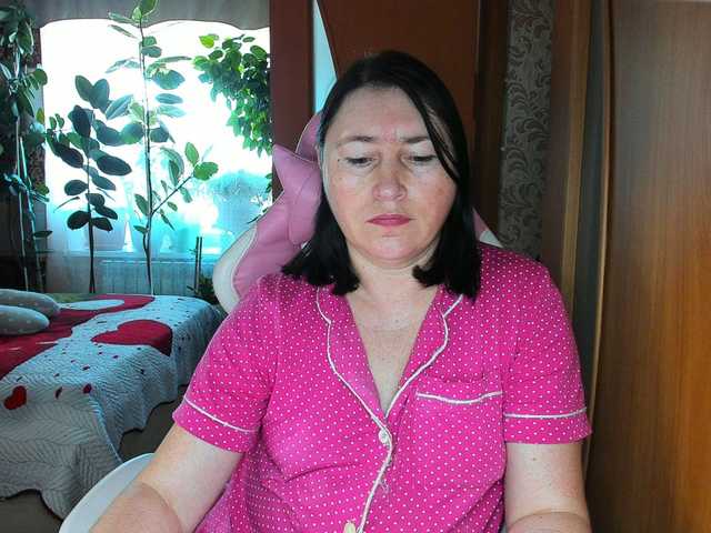 Lola18111 live cam on BongaCams