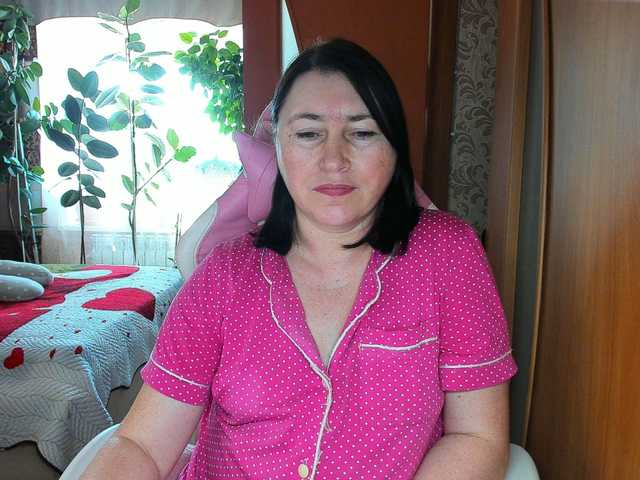 Lola18111 live cam on BongaCams