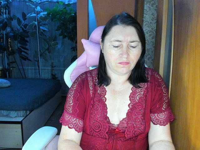 Lola18111 live cam on BongaCams