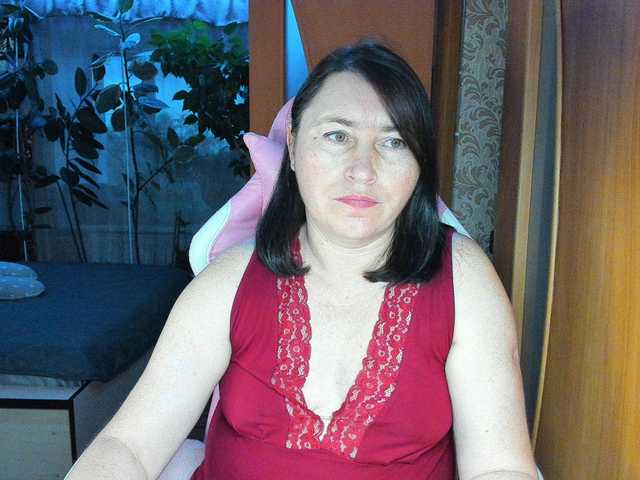 Lola18111 live cam on BongaCams