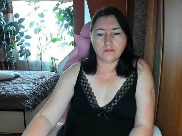 Lola18111 live cam on BongaCams