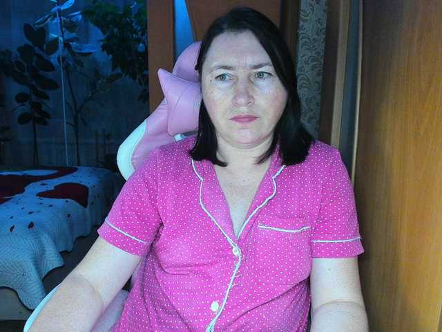 lola18111 cam belle
