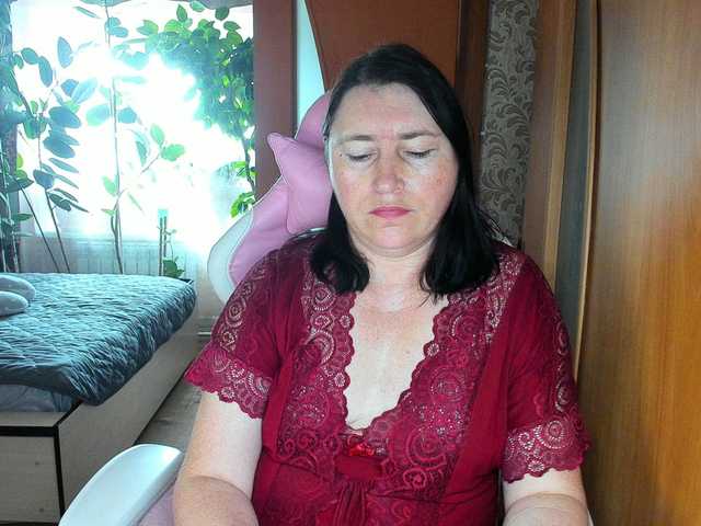 Lola18111 live cam on BongaCams