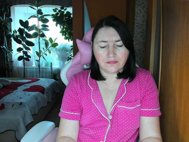 Lola18111 live cam on BongaCams