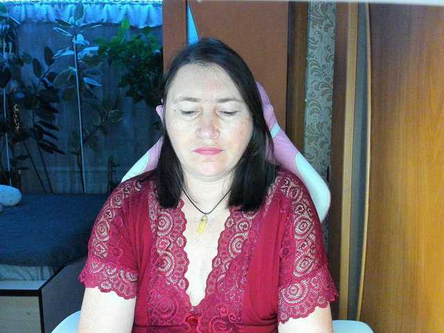 Lola18111 live cam on BongaCams
