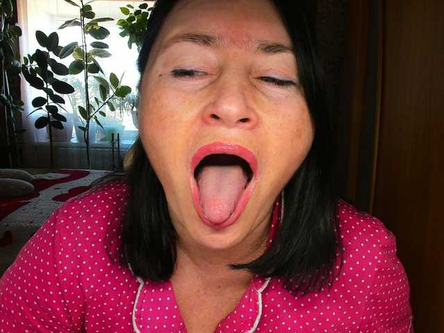 Lola18111
