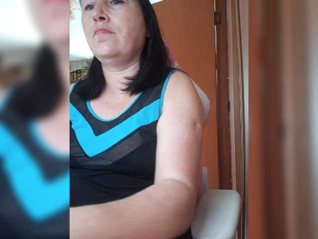 Lola18111