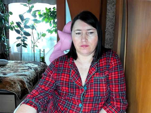 Lola18111's BongaCams show and profile