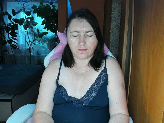 Lola18111 live webcam show