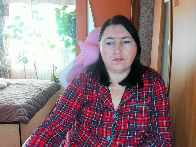 Lola18111 live cam on BongaCams